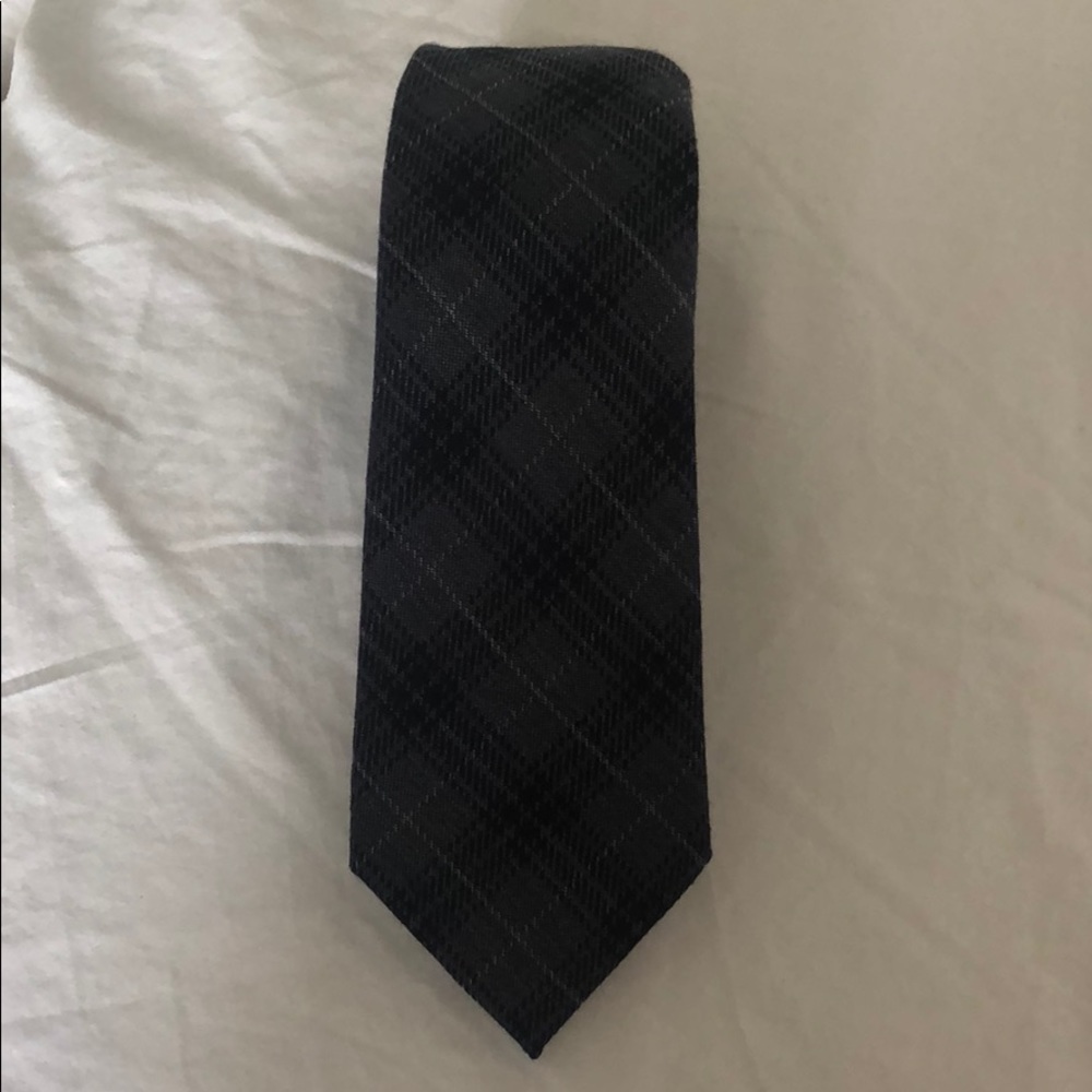 Joseph Abboud Gray and Black Tie